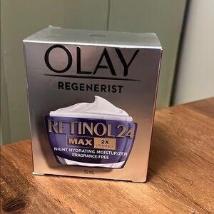 Olay Regenerist Retinol 24 MAX Night Moisturizer